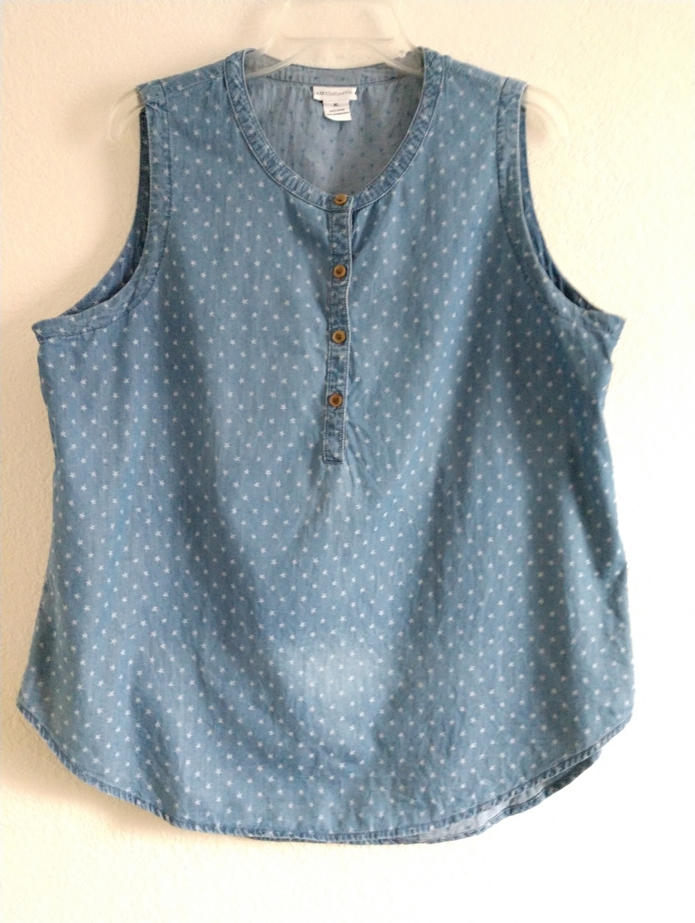 Fun Liz Claiborne Star Print Blue Chambray Shirt Sleeveless Summer XL Chest 44"